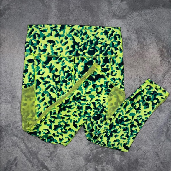 Fabletics Pants - Fabletics Powerhold Leggings
